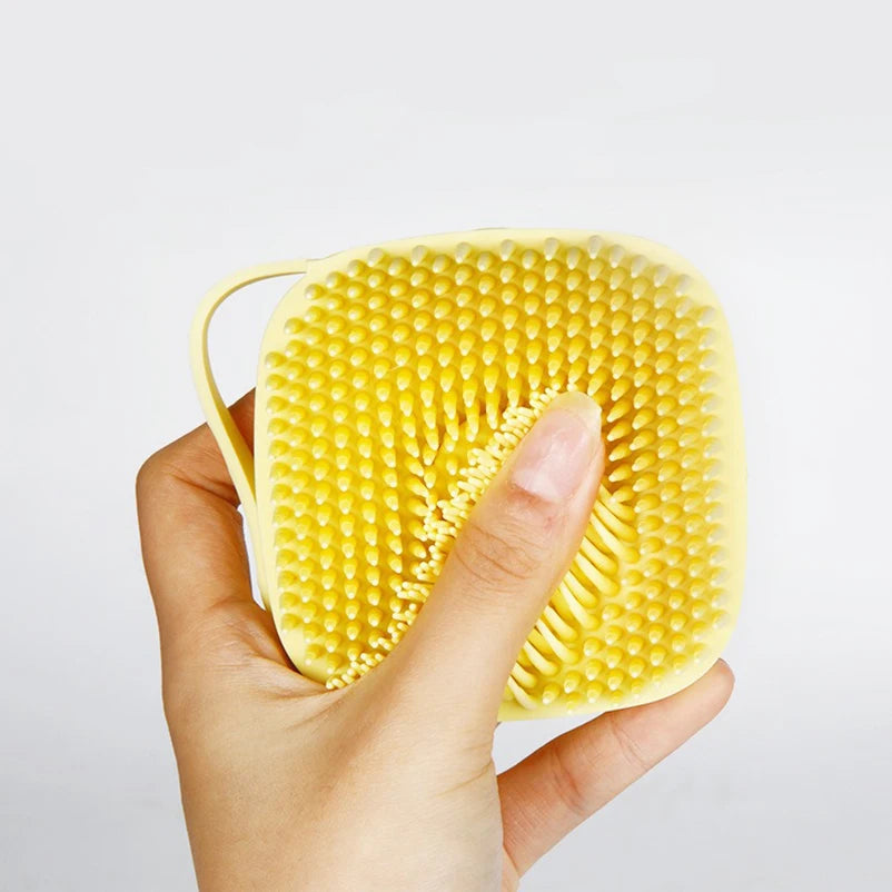 Pet Shampoo Brush with Soap Dispenser